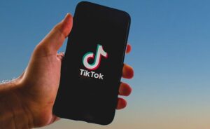 Strategi Meningkatkan Performa Konten TikTok Melalui Jasa Share TikTok Profesional