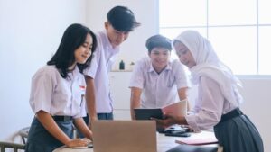 Strategi Lolos Masuk SMK: Persiapan Mental, Akademik, dan Latihan Soal Ujian Perguruan