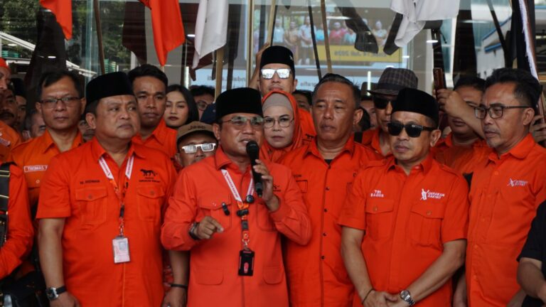 Partai Gerakan Rakyat Resmi Daftar ke Kemenkum RI, Sahrin Hamid Tegaskan Gerakan Ini Milik Seluruh Rakyat Indonesia